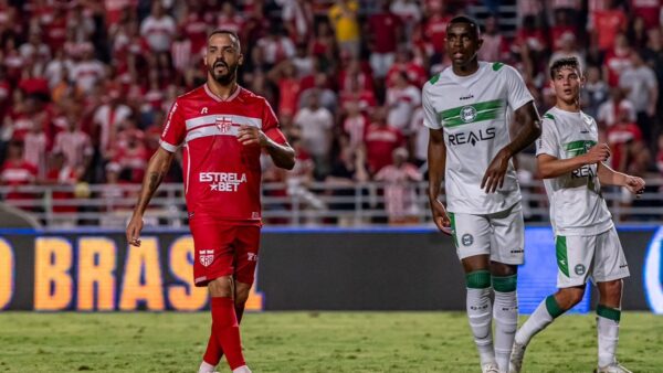 CBF altera data e horário de Coritiba x CRB, pela 34ª rodada da Série B 1 CRB 2x1 Coritiba - Anselmo Ramon