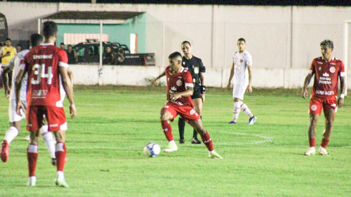 Potiguar e América-RN fazem jogo pouco inspirado e empatam pelo Grupo A3 da Série D 2 América-RN e Potiguar empatam em jogo de pouca inspiração na Série D