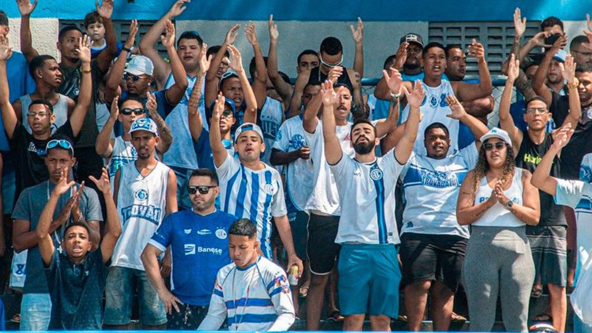 Confiança marca treino aberto à torcida antes de partida contra o Ferroviário