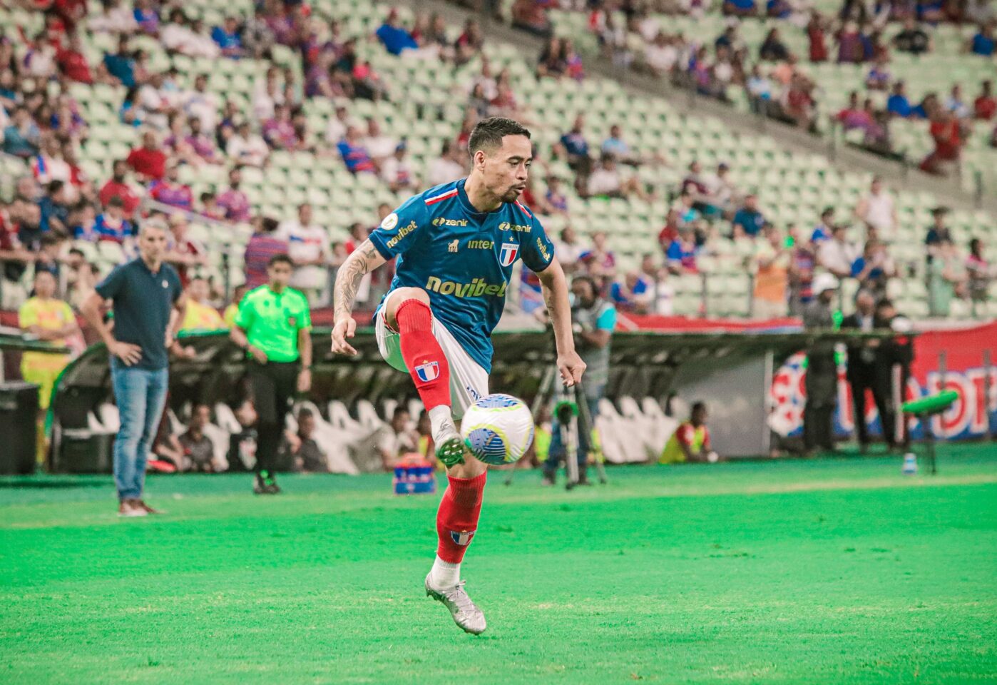 Fortaleza tem 69,3% de chances de classificação para a Libertadores, aponta UFMG 1 Fortaleza em partida contra o Atlético-GO pela Série A