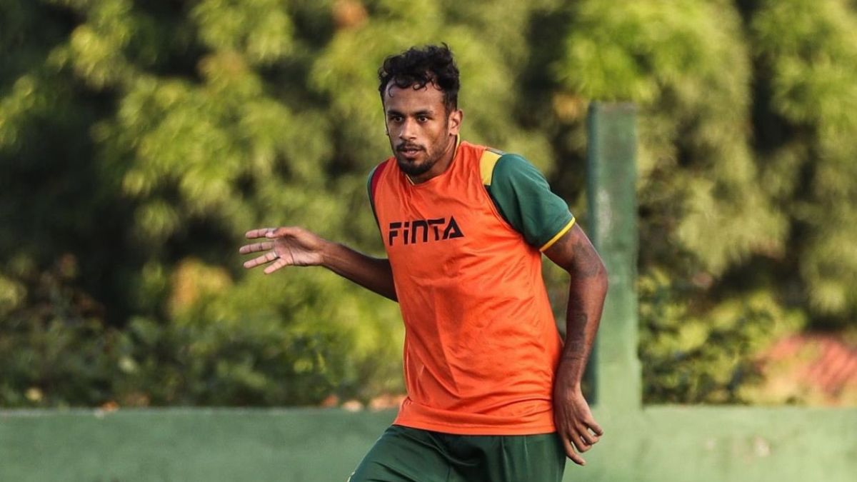 Sampaio Corrêa anuncia rescisão com o lateral-direito Lucas Lopes
