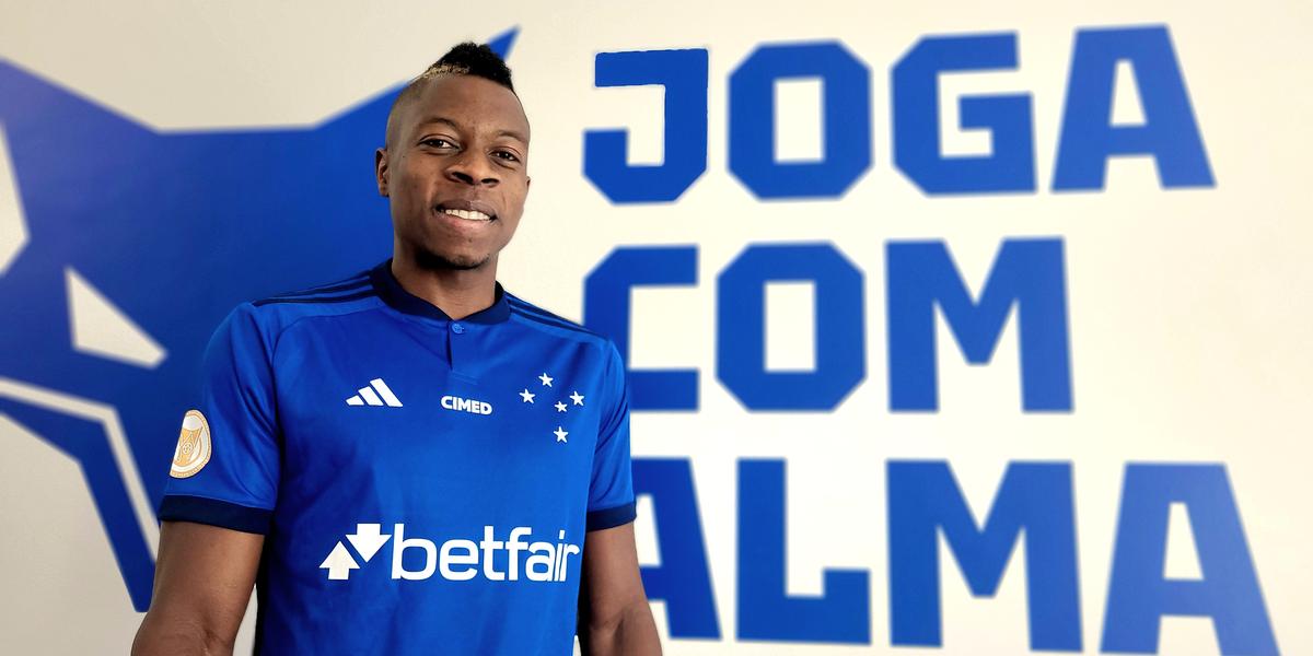 Palacios chega no Recife, realiza exames e fica próximo de ser anunciado pelo Sport
