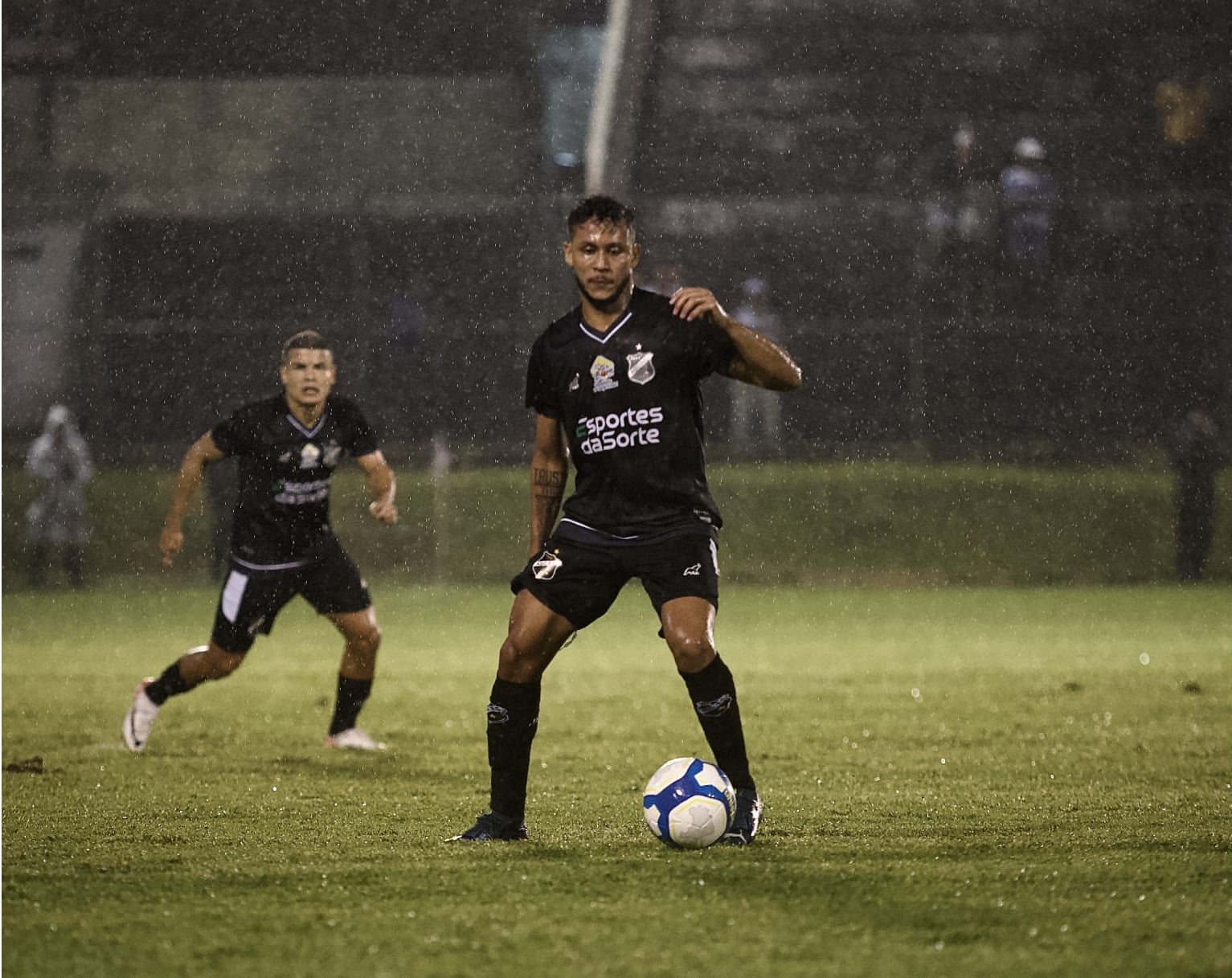 ABC: Gabriel Santiago treina, mas é dúvida contra o Sampaio Corrêa