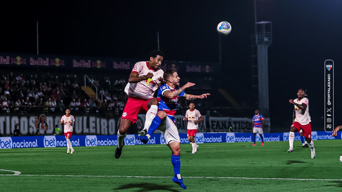 Fortaleza vence o Bragantino, chega a 10 jogos sem perder e dorme na liderança da Série A