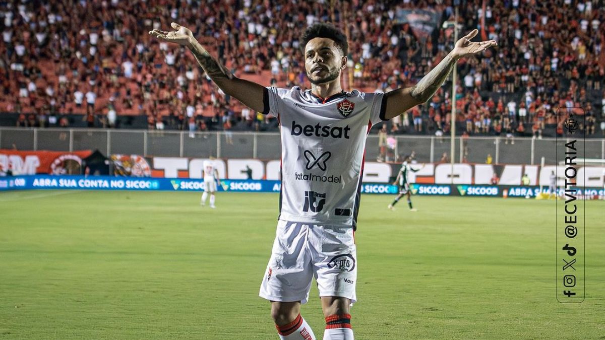 Matheusinho tem lesão confirmada e deve desfalcar o Vitória por 15 dias