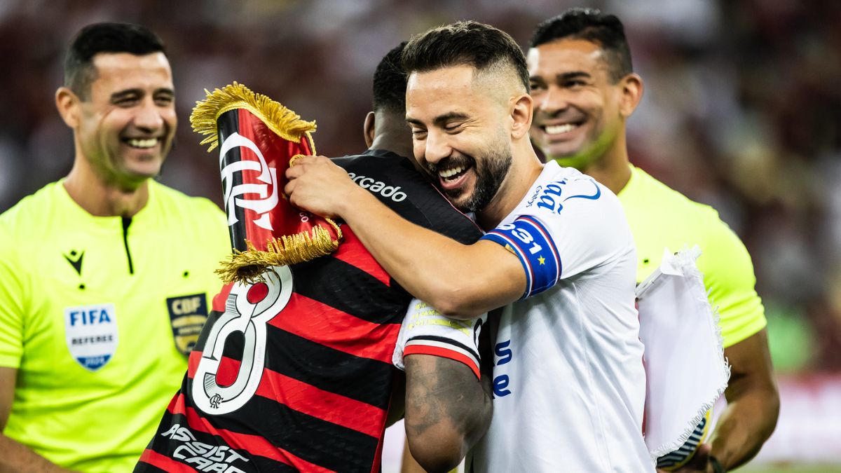 Bahia e Flamengo são, até o momento, os únicos times da Série A que ainda não tiveram jogadores expulsos