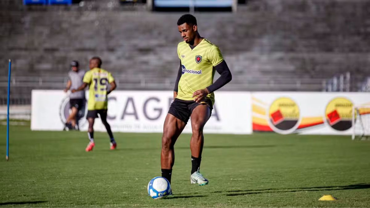 Suspensos, atacante Jô e goleiro Wallace desfalcam o Botafogo-PB contra a Ferroviária