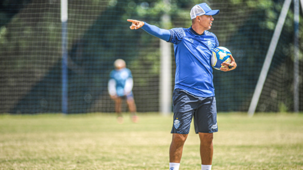 Técnico do CSA projeta encontro com o Náutico pela Série C.