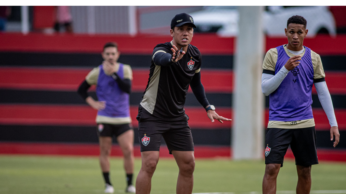 Vitória tem desfalques e uma dúvida para jogo contra o Vasco; veja provável time