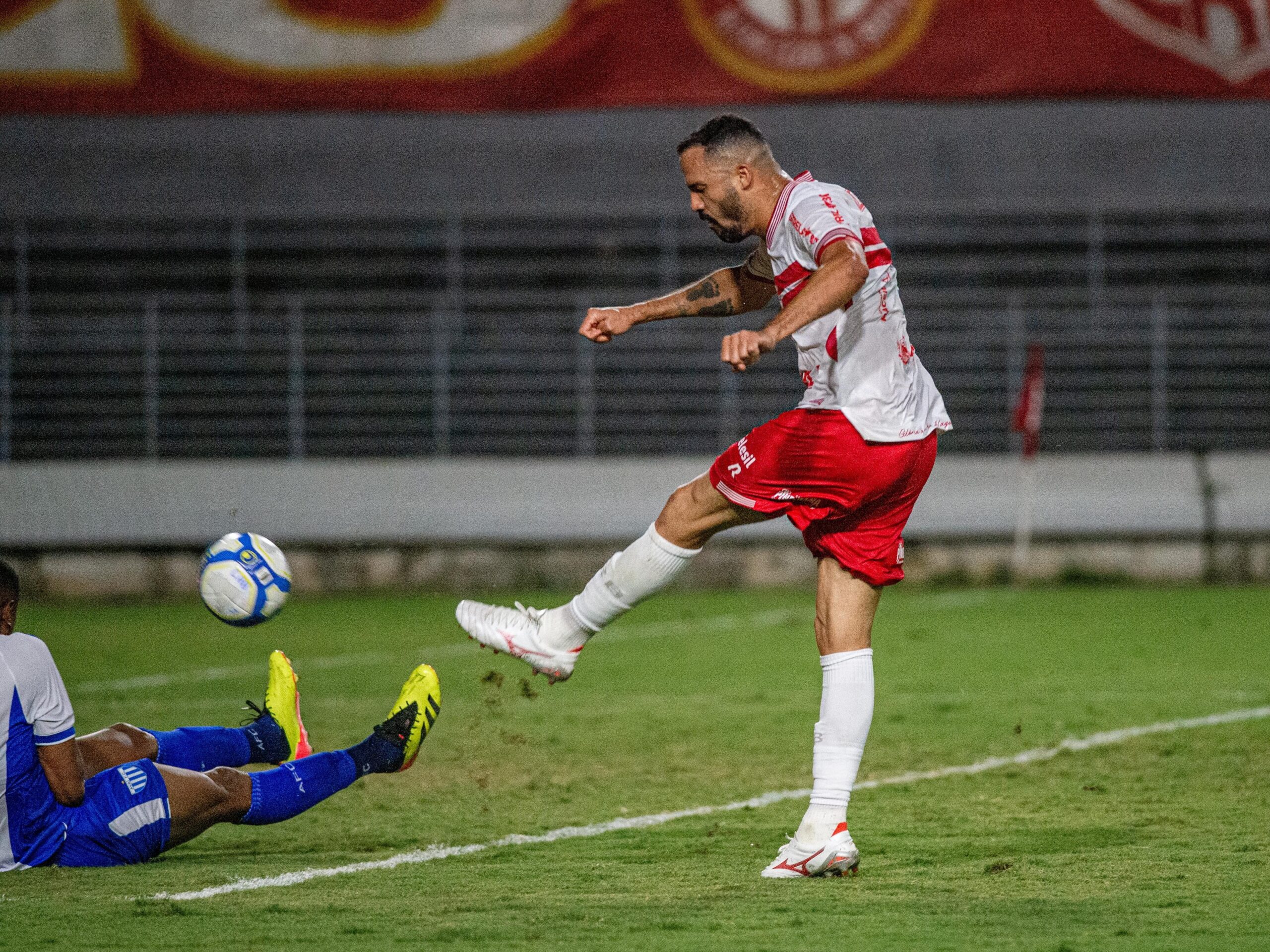 Anselmo Ramon chega a oito jogos sem marcar e se aproxima de maior jejum com a camisa do CRB