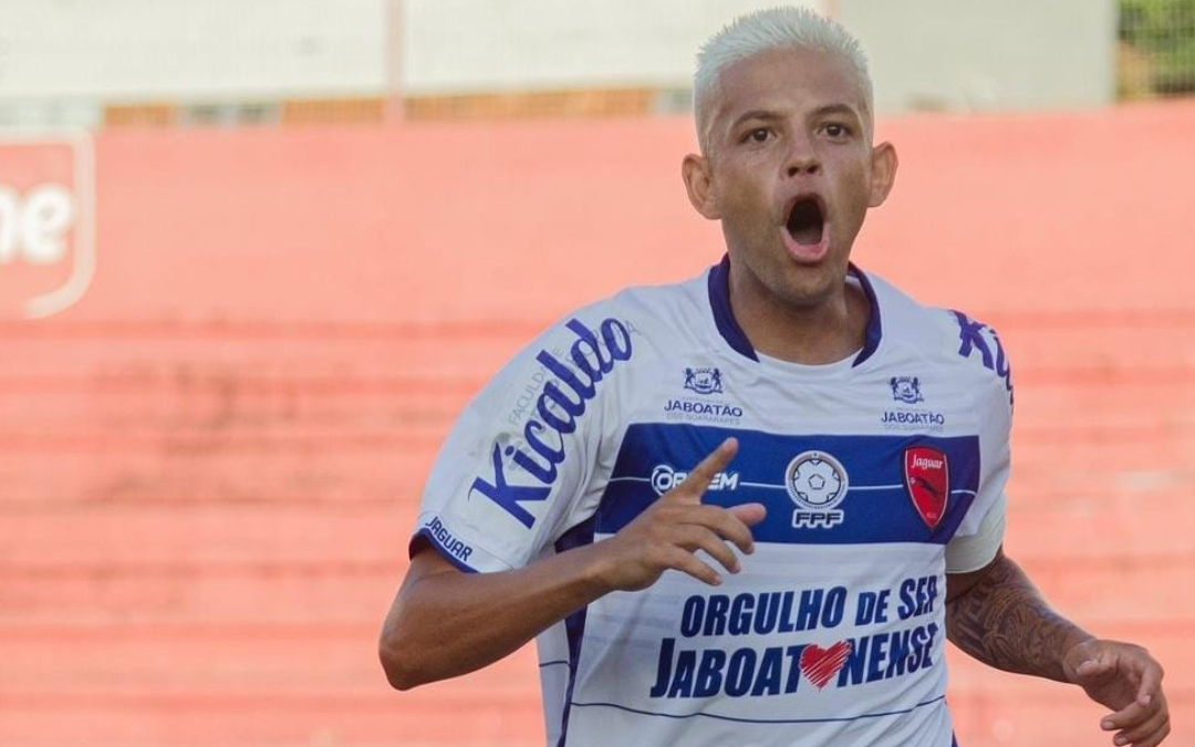 América-PE contrata Pedro Maycon, artilheiro e campeão da Série A2 do Pernambucano