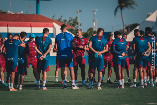 Jogos do Fortaleza na Orlando Cup sofrerão alterações devido às desistências de Atlético Nacional e Santos 1 Jogadores do Fortaleza antes de treinamento no Pici