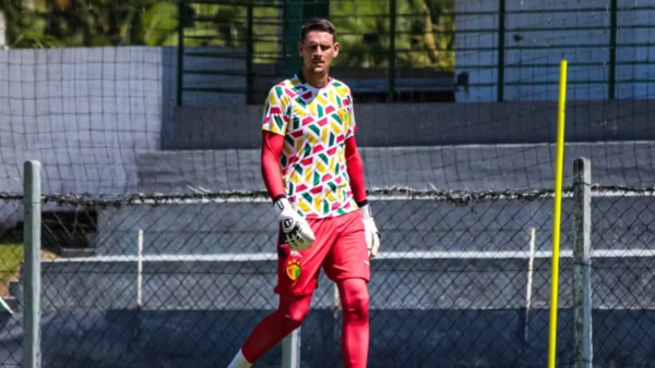 CSA mira chegada de novo goleiro.