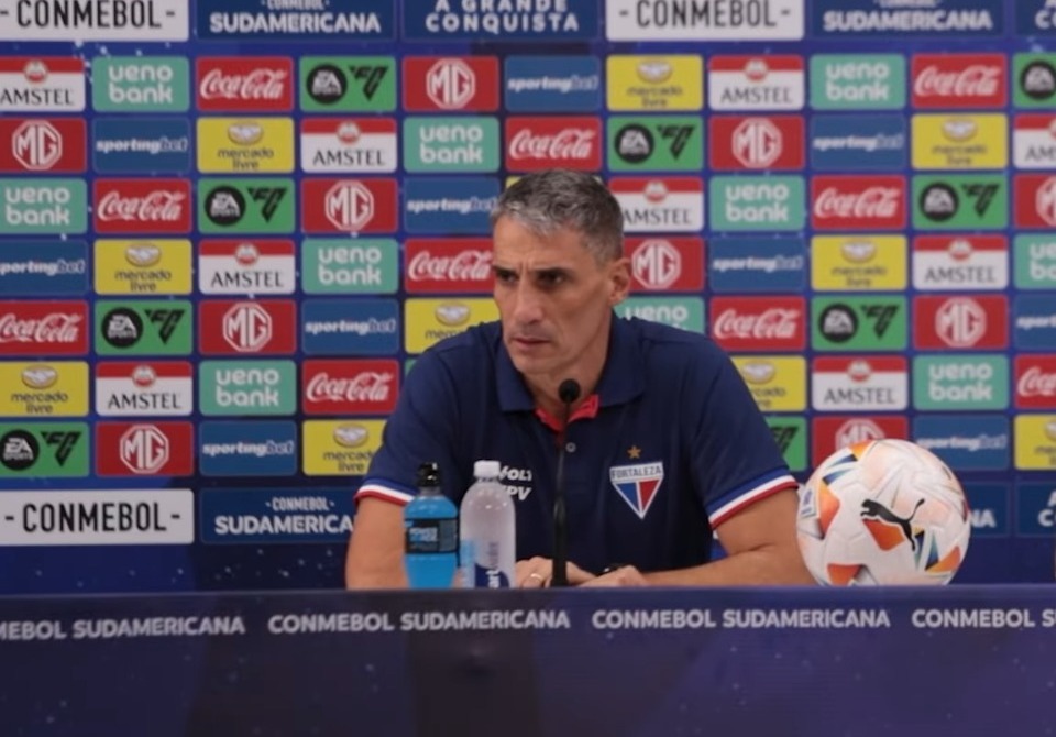 “Futebol muitas vezes castiga”, diz Vojvoda sobre eliminação do Fortaleza na Copa Sul-Americana