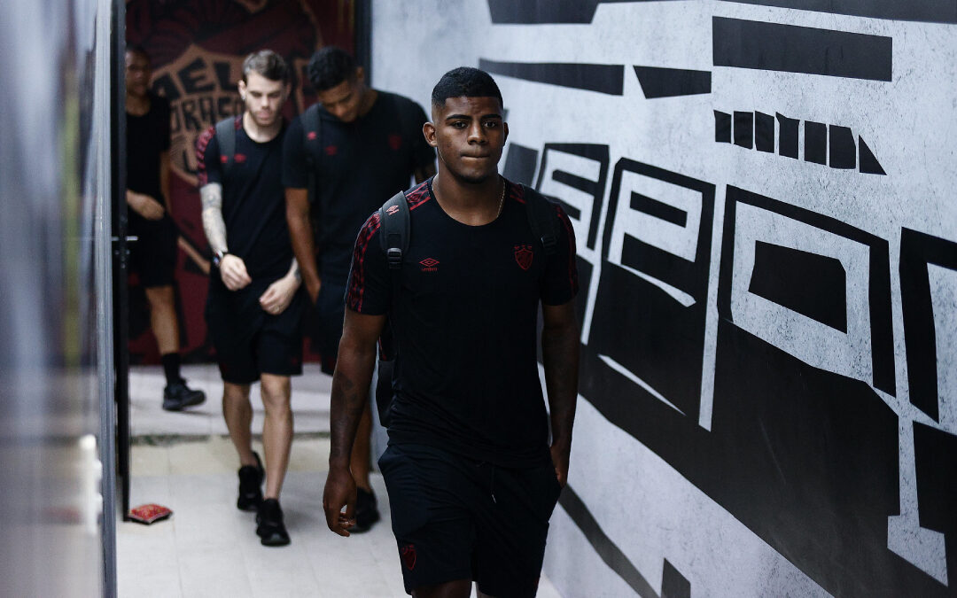 Sport: Fábio Matheus volta a entrar em campo após dois meses e Pepa defende passagem pelo Aspirantes: “Não é castigo”