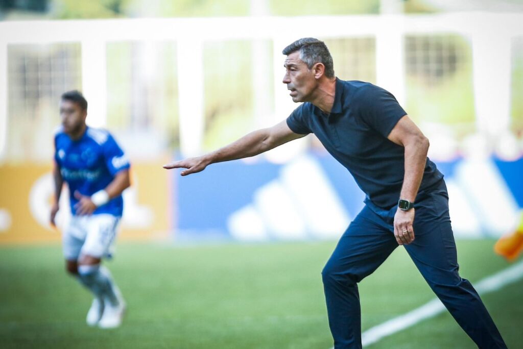 Com queda de Pedro Caixinha, Brasileirão registra 17 trocas de comando na temporada; veja lista