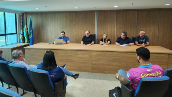 Reunião sede FNF