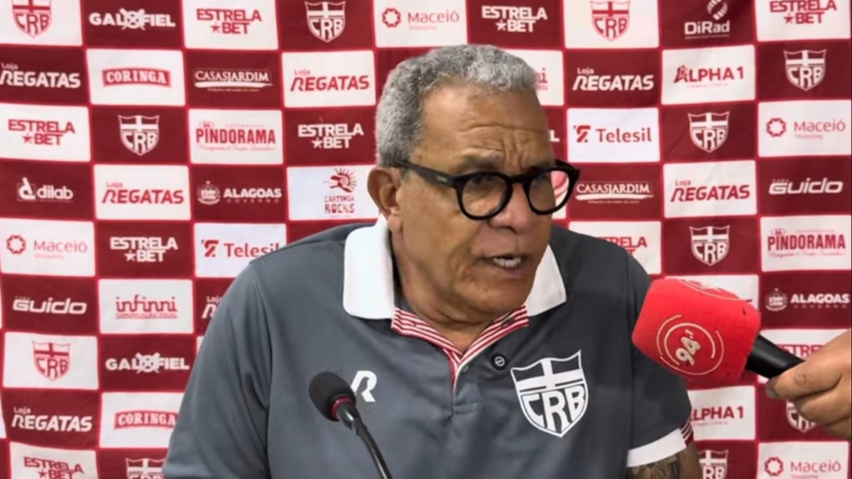 Hélio dos Anjos lamenta jogo ‘abaixo da crítica’ do CRB e pede reação: “Não podemos deixar brecha”