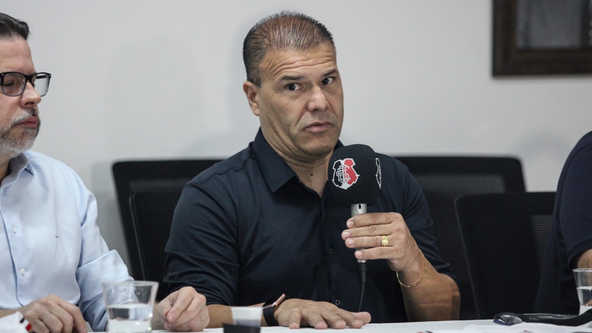 Harlei Menezes, executivo de futebol do Santa Cruz