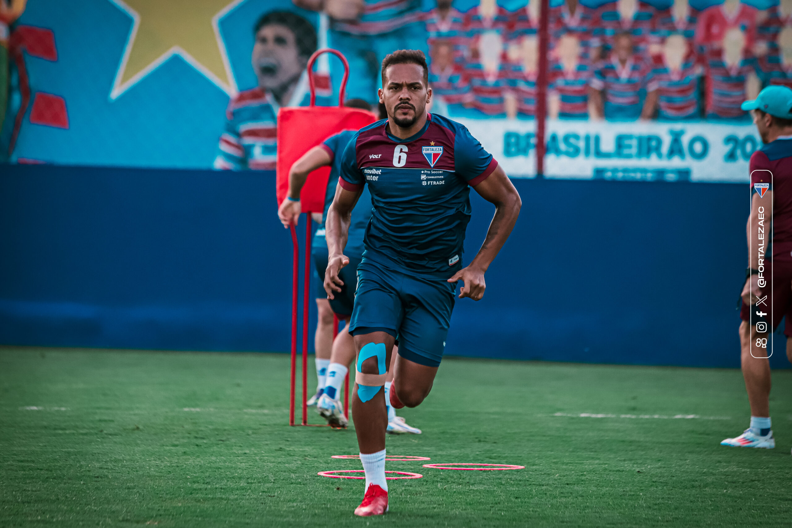 Fortaleza tem quatro jogadores suspensos para jogo contra o Palmeiras