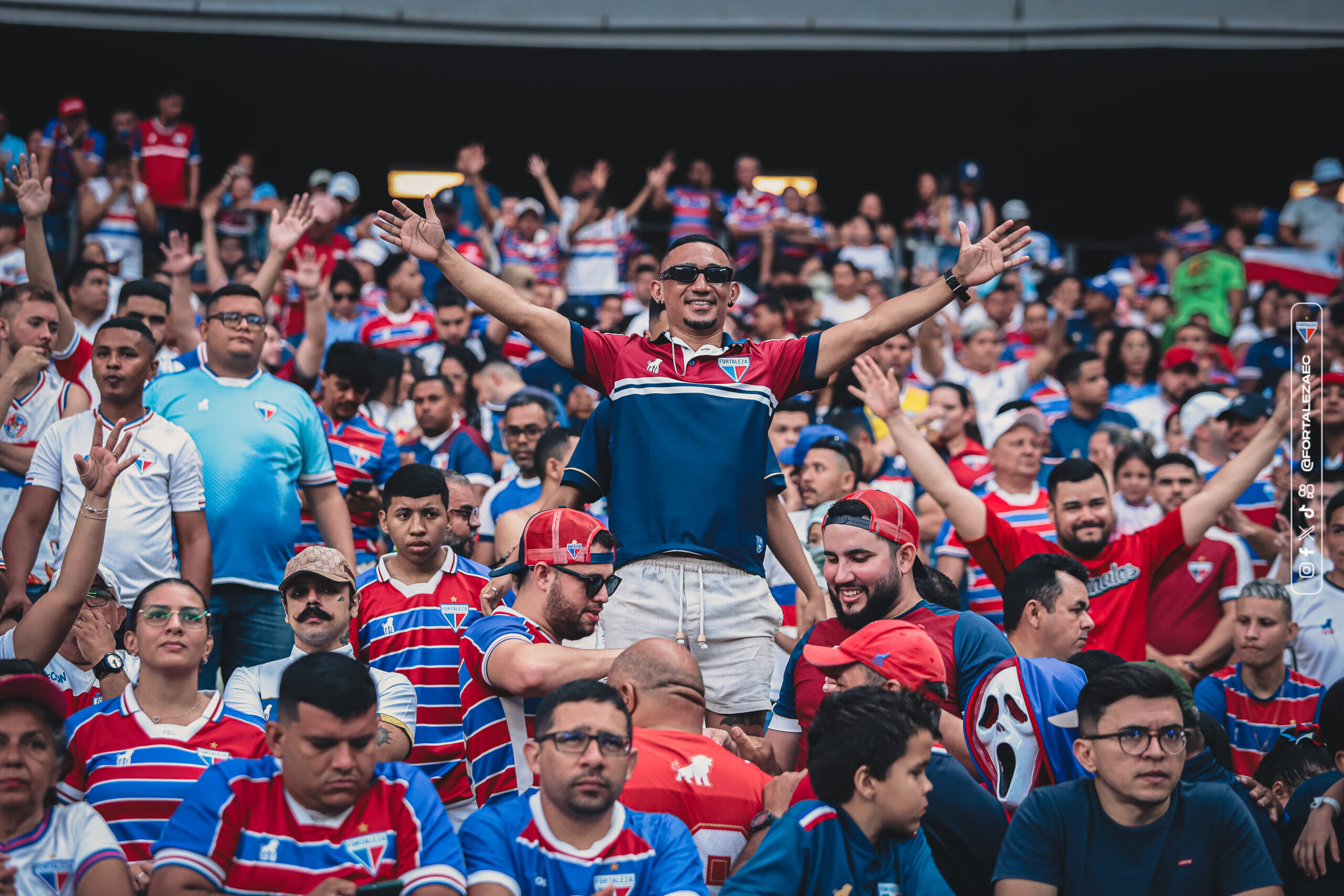 Fortaleza inicia check-in para duelo diante do Atlético-MG