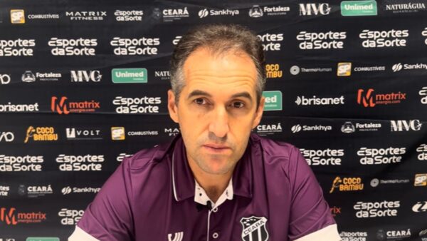 Léo Condé, técnico do Ceará