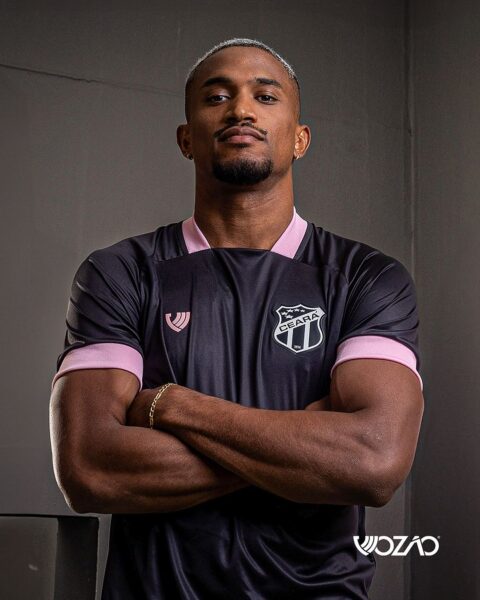 Nova camisa do Ceará em homenagem ao Outubro Rosa