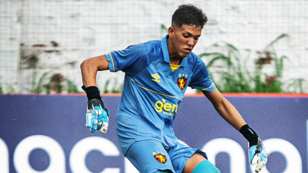 Em busca do hexa, goleiro do Sport comemora classificação no Pernambucano Sub-17: “Passamos invictos”