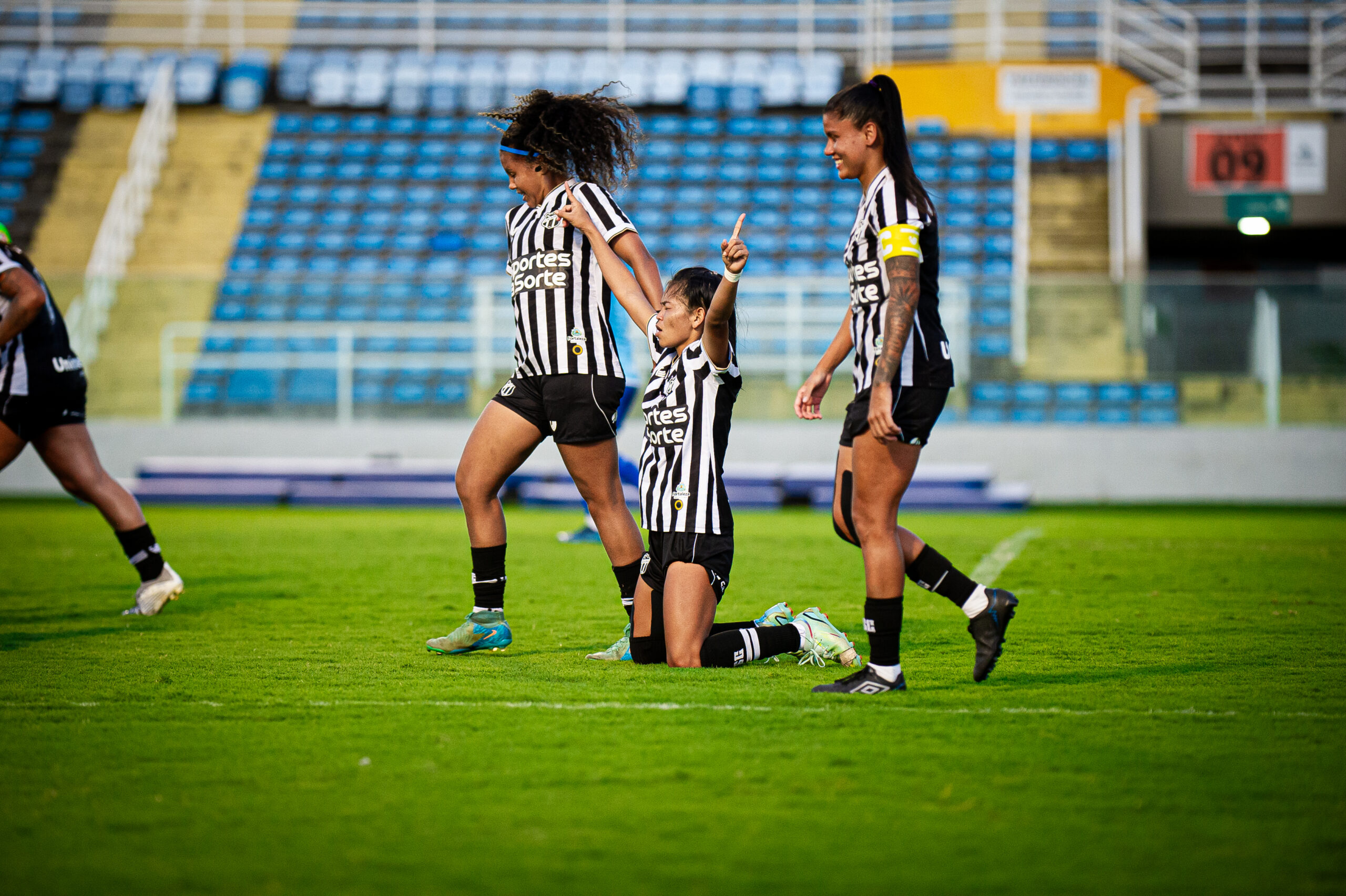 Ceará - Cearense - Feminino - Fortaleza