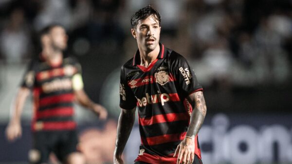 Fabricio Domínguez. Foto: Paulo Paiva/Sport Recife.