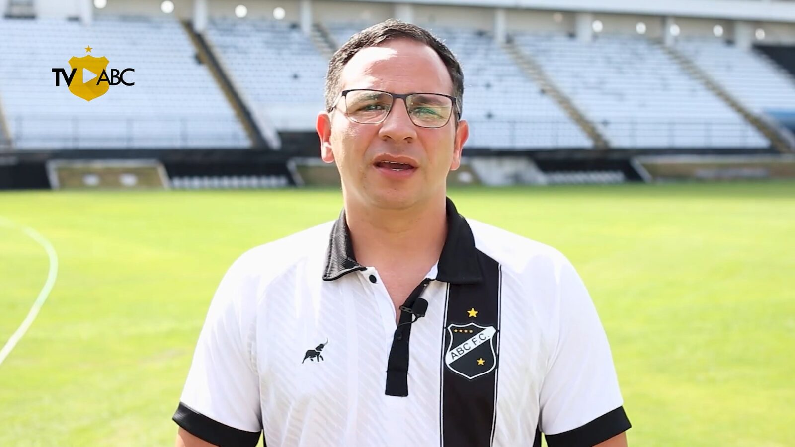 Presidente do ABC justifica saída do técnico Ney Franco e garante: "Não é uma cortina de fumaça" 1 Presidente do ABC, Eduardo Machado