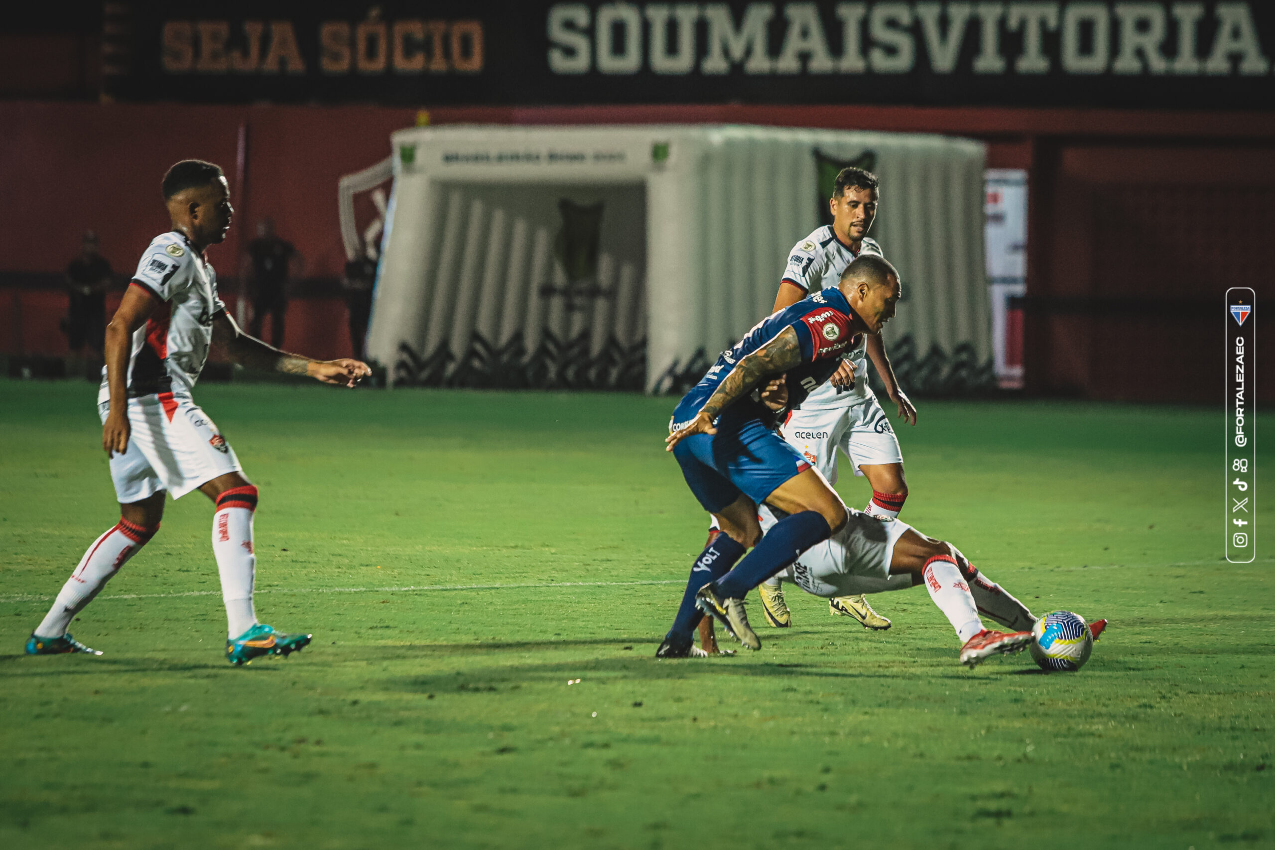 Fortaleza perde Titi por suspensão para jogo contra o Atlético-GO