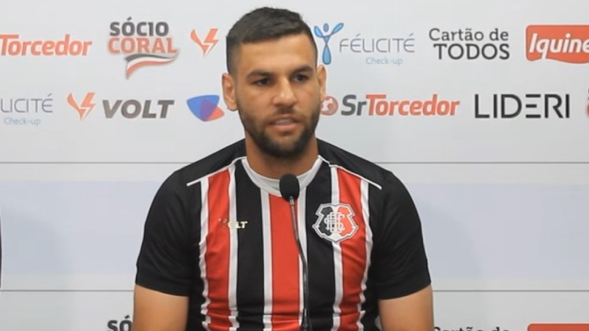 Zagueiro do Santa Cruz comenta a importância do duelo contra o América-RN: “Existe esse peso de sair logo da Série D”