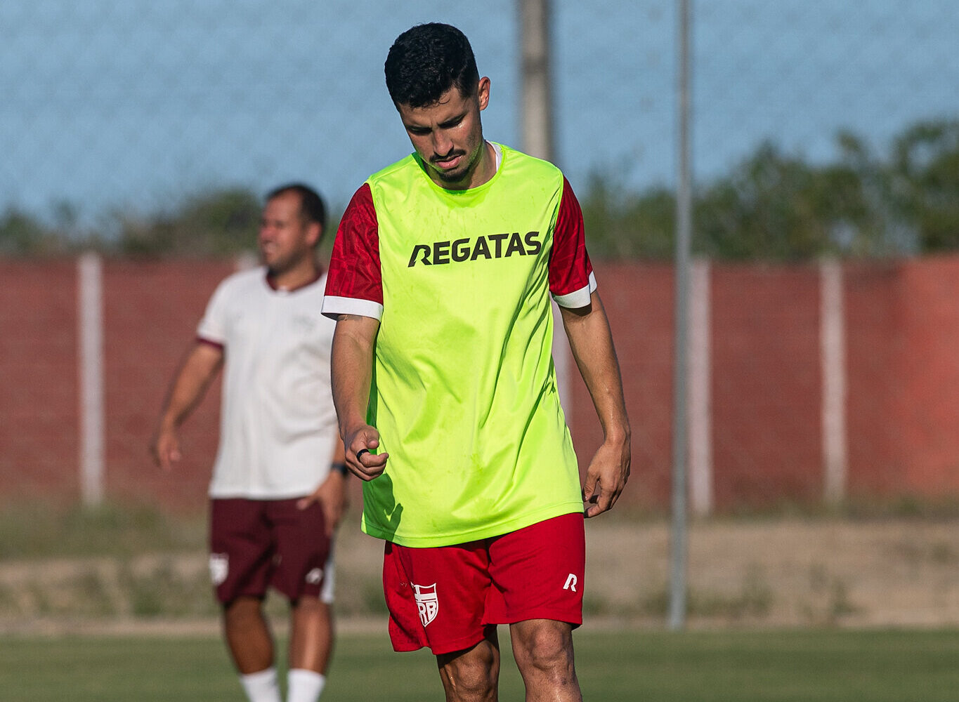 CRB: Meia Danielzinho é dúvida para o duelo contra o Vitória no Nordestão