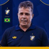 Retrô oficializa a contratação do técnico Evaristo Piza, ex-Santa Cruz e Botafogo-PB