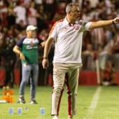 Marquinhos Santos, técnico do Náutico.