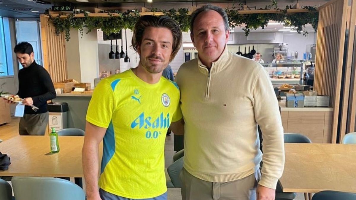 Rogério Ceni, técnico do Bahia, acompanha treino do City durante férias em Manchester