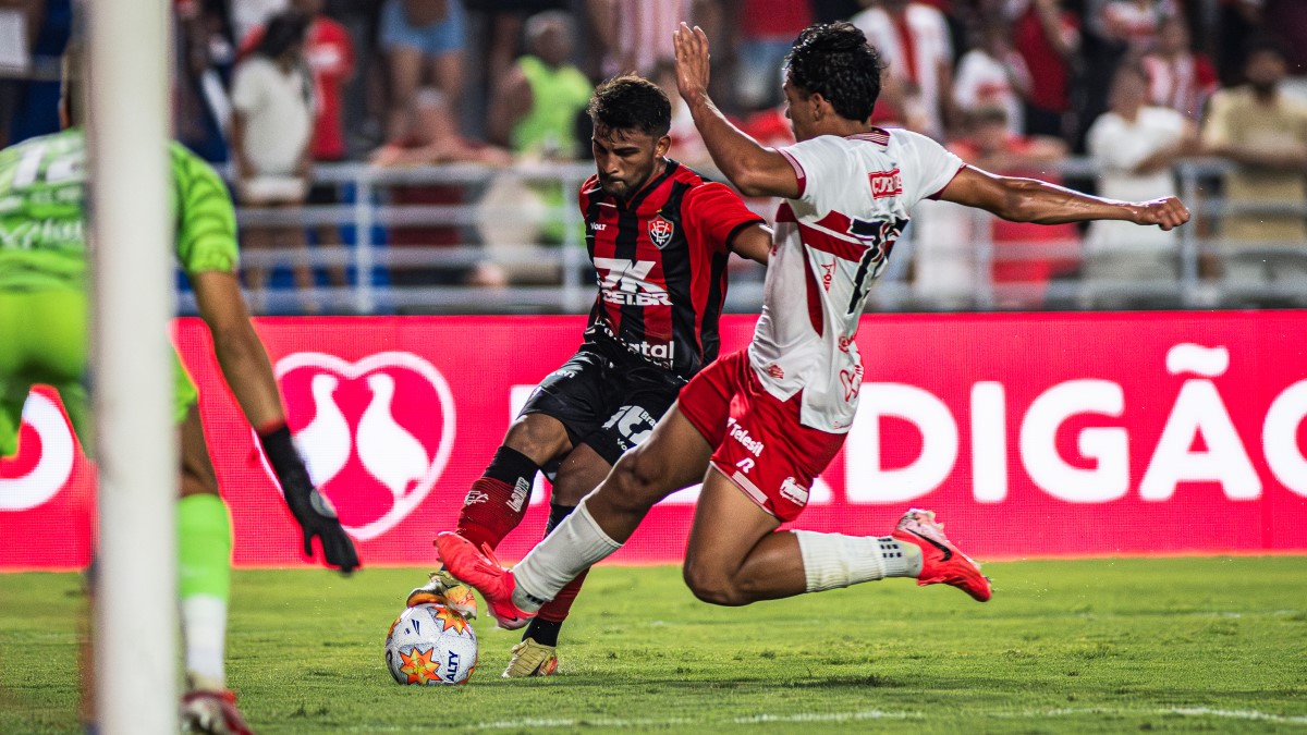 CRB e Vitória fazem grande jogo e empatam na 1ª rodada do Grupo A da Copa do Nordeste