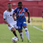 Sidney, volante do Bahia, em jogo contra o Jacuipense pelo Campeonato Baiano 2025