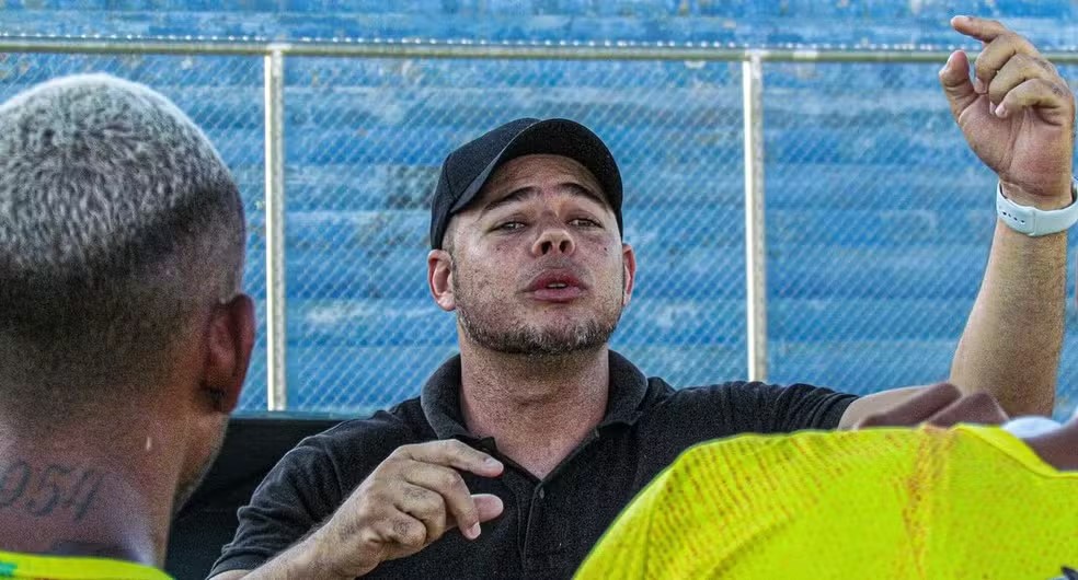 Barcelona de Ilhéus anuncia Adriano de Souza como novo treinador