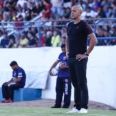 Técnico Pepa, do Sport, em partida contra o Petrolina, em Petrolina, pelo Campeonato Pernambucano 2025