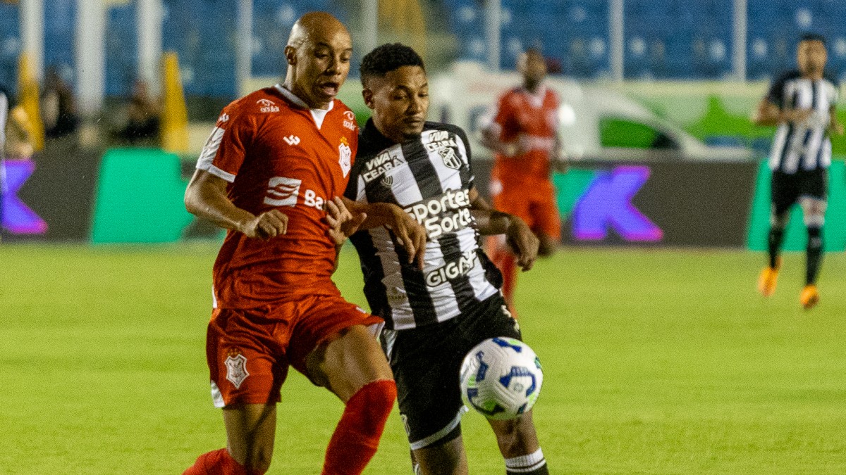 Ceará faz jogo tranquilo, vence o Sergipe e avança na Copa do Brasil 3 Fernandinho, atacante do Ceará, em jogo contra o Sergipe