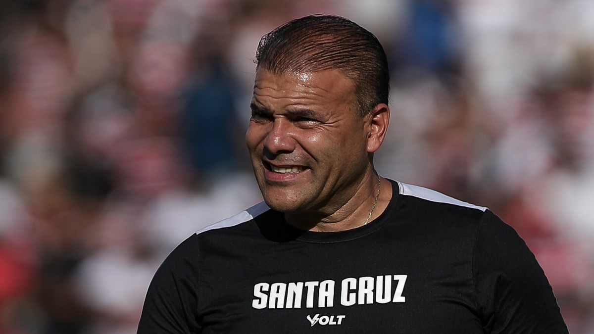 Harlei Menezes, executivo de futebol do Santa Cruz