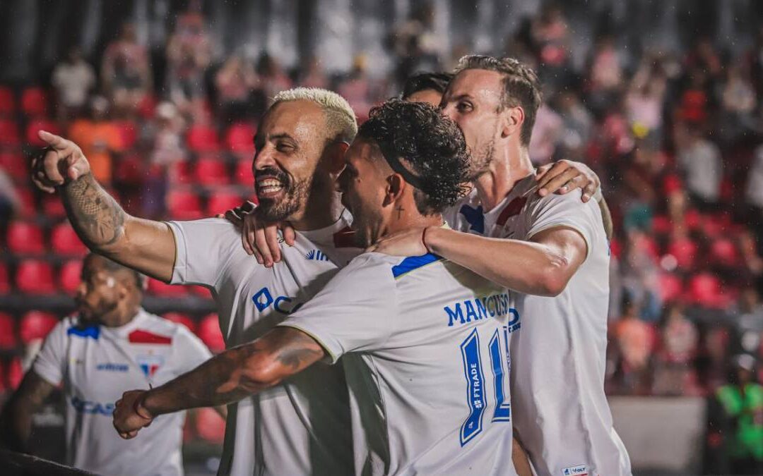 Com gols de Moisés e Breno Lopes, Fortaleza vence o Sport na Ilha e segue firme na liderança do Grupo A do Nordestão