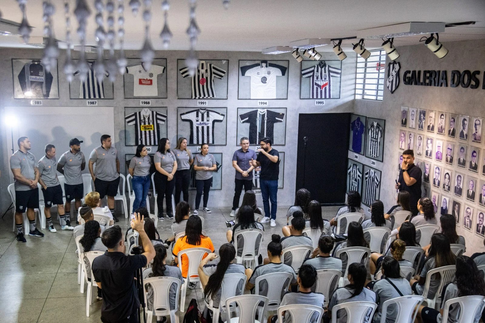 Ceará apresenta o elenco feminino e a comissão técnica para a temporada de 2025