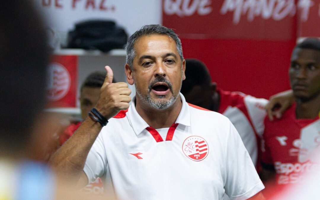 Técnico do Náutico, Marquinhos Santos reencontra América-RN pela Copa do Nordeste