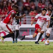 Danielzinho, meia do CRB em jogo contra o Ferroviário, pela Copa do Nordeste