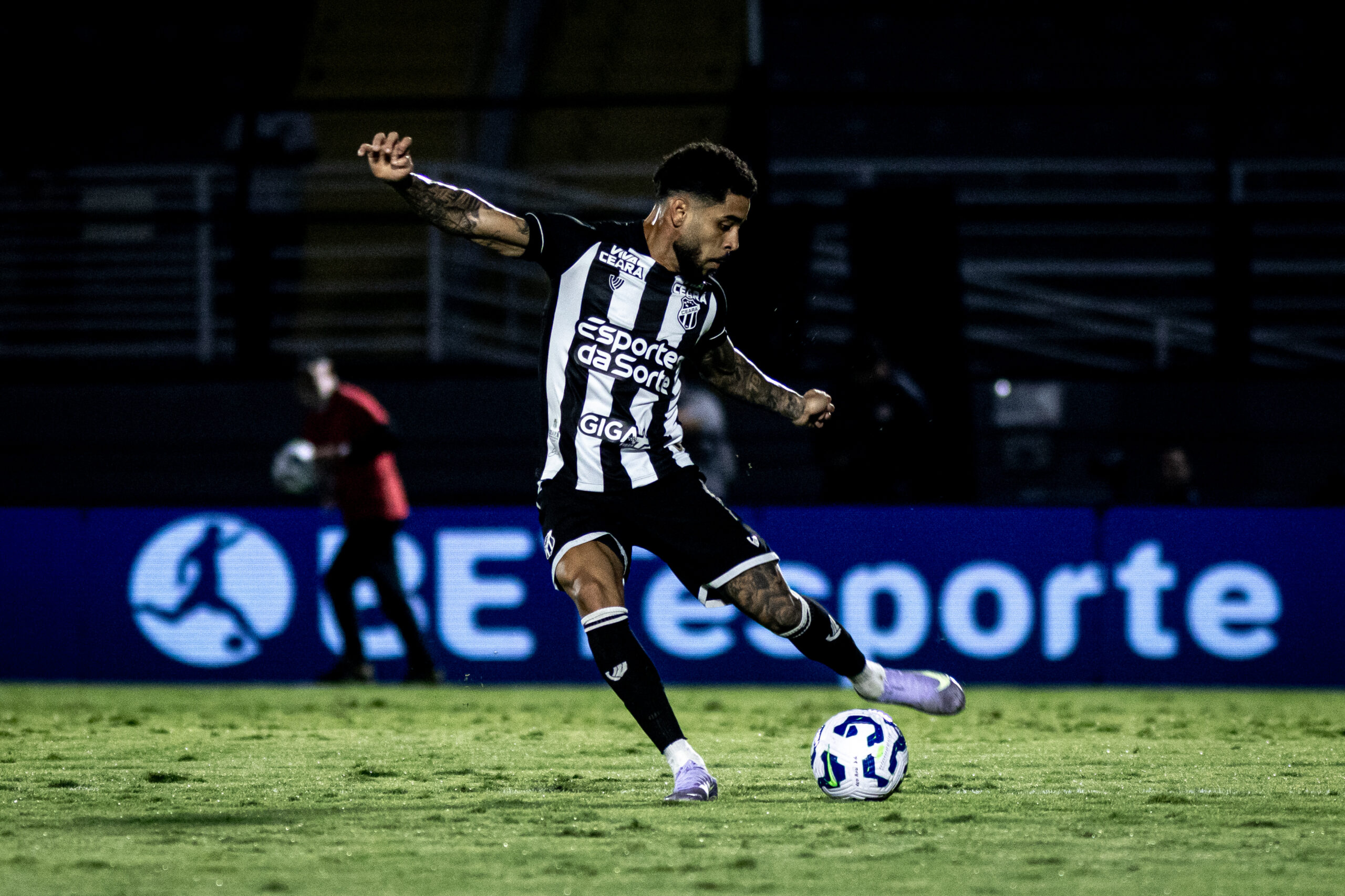 Ceará não terá o lateral-esquerdo Matheus para o jogo contra o Bahia na Série A