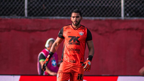 Vitória projeta vender Lucas Arcanjo no final do ano 2 Lucas Arcanjo, goleiro do Vitória