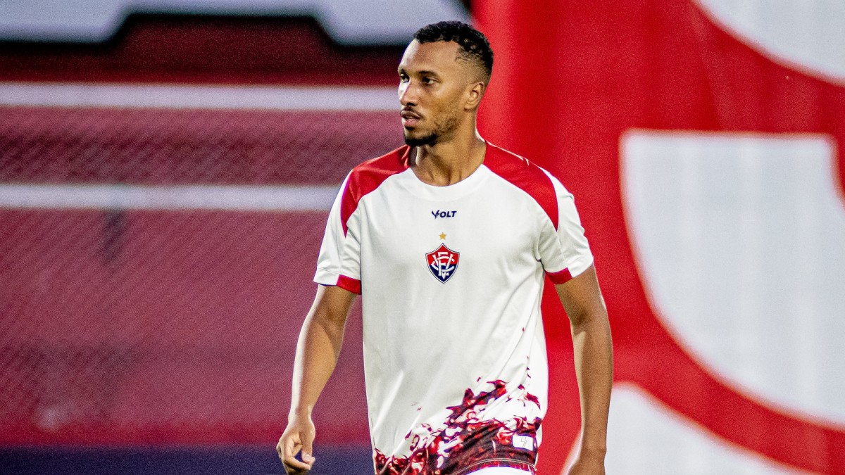 Vitória: Lucas Braga ressalta união do grupo ao marcar novamente após 50 dias